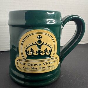 Deneen Pottery Hunter Green Mug The Queen Victoria Cape May New Jersey